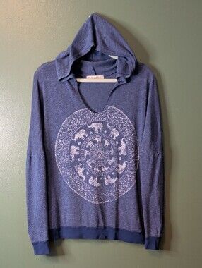 PROJECT SOCIAL TEE x URBAN OUTFITTERS Elephant Mandala Hoodie / Blue